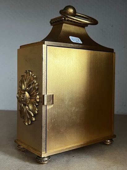Hour Lavigne, pendulette en bronze de style...