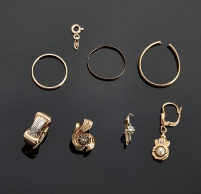 Small batch of gold debris.
Gross weight...