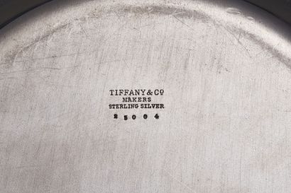 TIFFANY & CO
Poele ou poelon en argent, le...