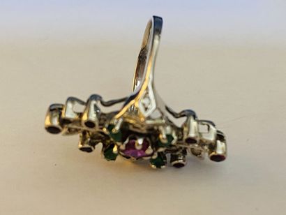 Ring marquise in white gold 18 k (750 thousandths)...