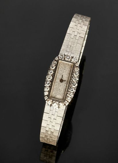 Lady's watch in 18k white gold (750 thousandths)...
