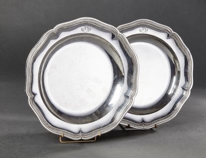 DEBAIN & FLAMANT - Pair of round silver dishes...