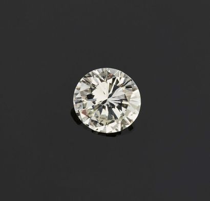 Solitaire ring in platinum set with a 5.29...