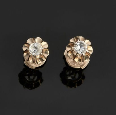 Pair of earrings in 18 k white gold (750...
