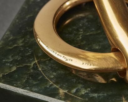 MELLERIO dit MELLER
Pied de lampe en bronze...