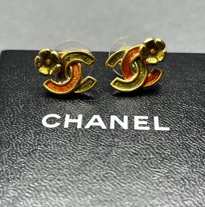 CHANEL Paris - Été 2003 - Boucles d'oreilles...