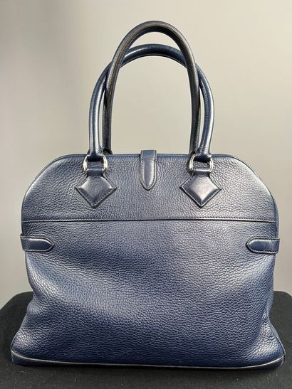 HERMÈS Paris - Sac à main ATLAS en cuir taurillon...