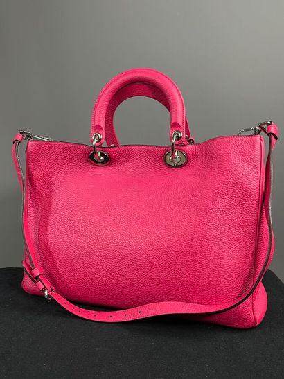 CHRISTIAN DIOR - Sac cabas DIORISSIMO GM...