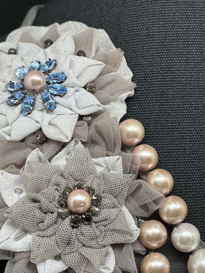 EMPORIO ARMANI - Collier plastron en perles,...