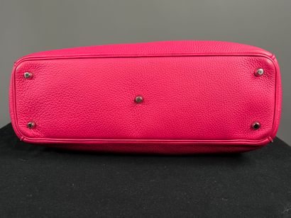 CHRISTIAN DIOR - Sac cabas DIORISSIMO GM...