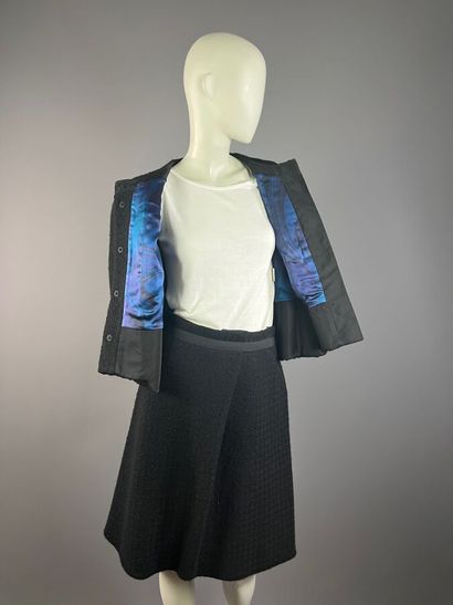 LOUIS VUITTON Paris - Ensemble jupe en laine...