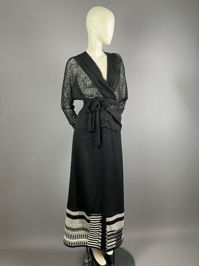 FERAUD / CHACOK - Top en dentelle et lurex...