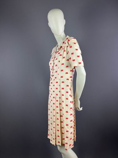Anonyme - Robe d'été en soie blanche monogram...