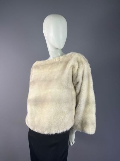 HÉLÈNE GAINVILLE - Veste-pull en vison blanc...