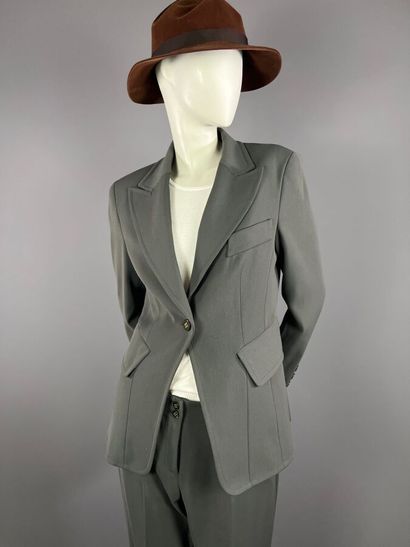 FERAUD - Tailleur pantalon en jersey gris-vert...