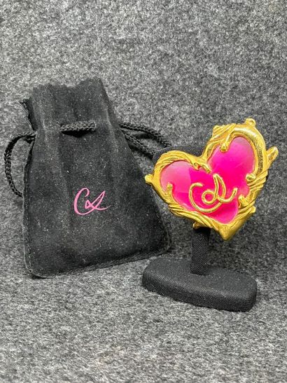 CHRISTIAN LACROIX - Broche Coeur en métal...