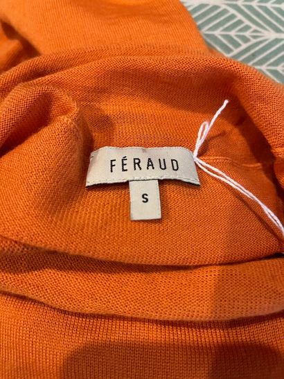 FERAUD / GEORGES RECH -Lot pull orangé et...