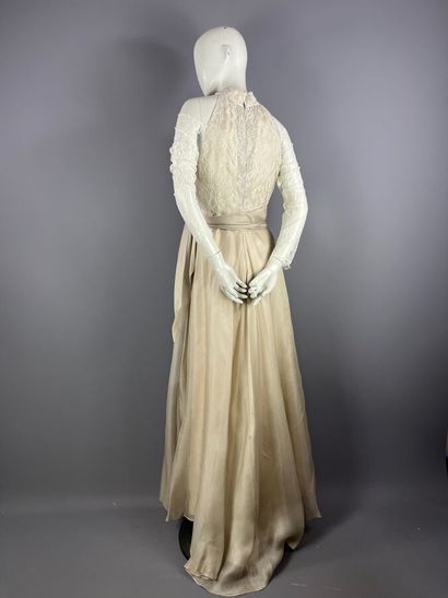 HÉLÈNE GAINVILLE PARIS - Robe du soir en...
