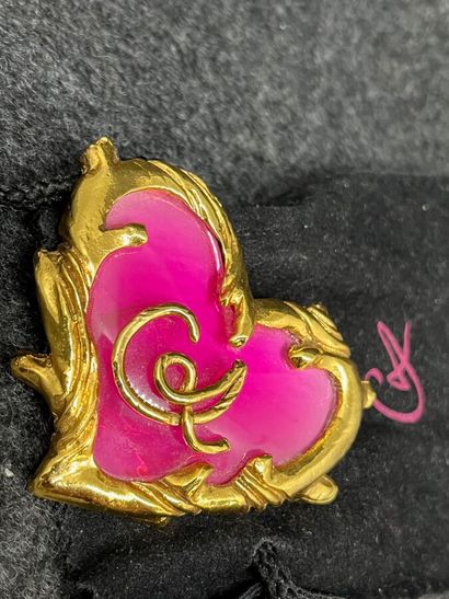CHRISTIAN LACROIX - Broche Coeur en métal...