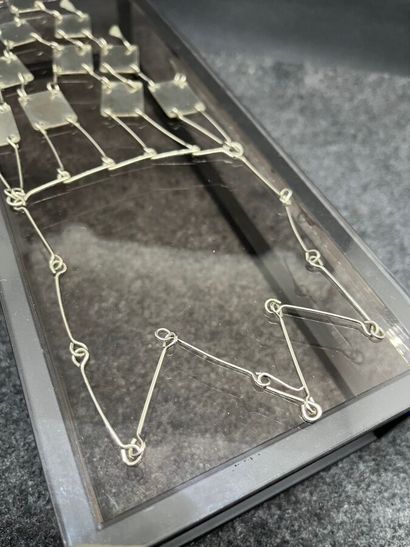 Collier Space Age - cascade en cotte de maille...