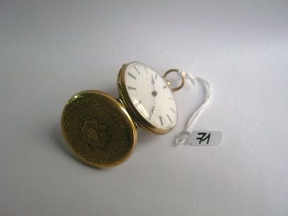 Montre de col en or jaune, le fond guilloché,...