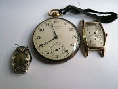 Lot composé d'une montre bracelet de dame...