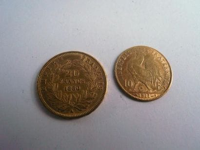 Deux pièces, une de 20 et une de 10 francs,...