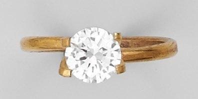 Diamant taillé en brillant pesant 1,03 ct....