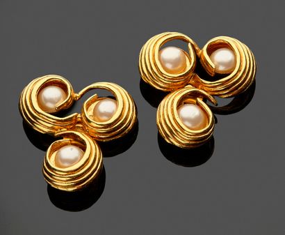 MERCEDES ROBIROSA - Paire de boucles d'oreilles...