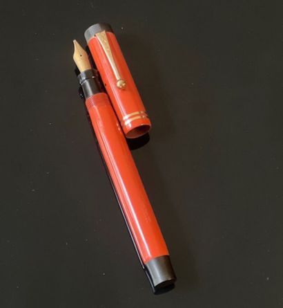 PARKER Made in USA - Stylo plume modèle Duofold...