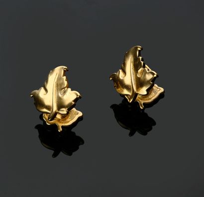 Paire de boutons de manchettes en vermeil...