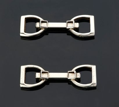 Paire de boutons de manchettes en argent...