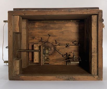 Mysterious painting with mechanism and music...