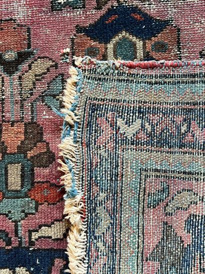Oriental rug (wear)
116 x 73 cm


All the...