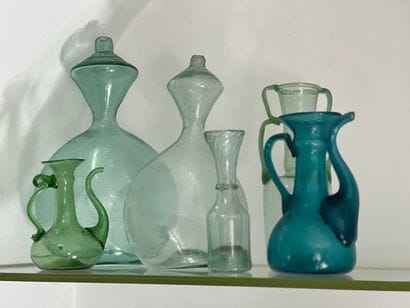 Miscellaneous glassware (chips)


All lots...