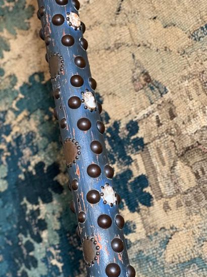 Decorative halberd in studded lacquered wood...