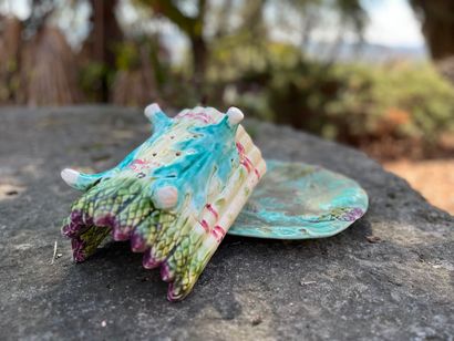 Earthenware asparagus dish with trompe l'oeil...