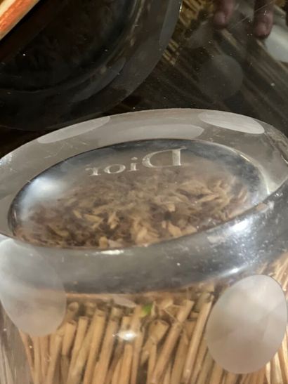 DIOR - Vase en cristal à décor de pastilles
Signé,...