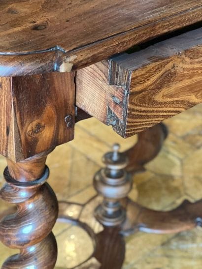 Turned natural wood coffee table on four...