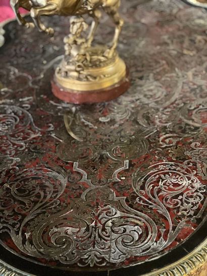 Table en marqueterie dite Boulle, à décor...