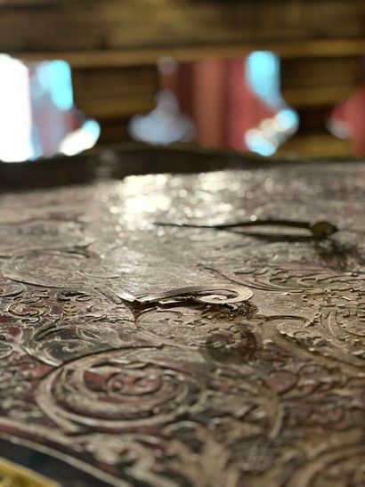 Table en marqueterie dite Boulle, à décor...