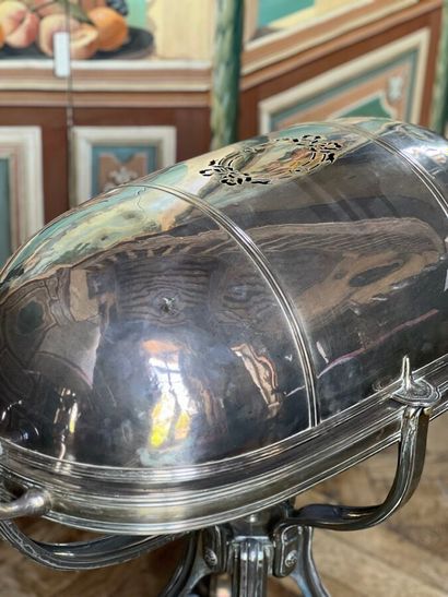 Silver-plated metal carving cart. The four-legged...