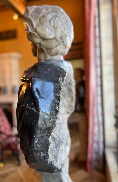 Sculpted pedestal bust in white and gray...