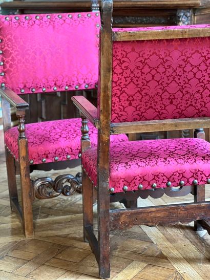 Pair of armchairs in natural wood, carved...