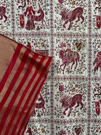 Paire de rideaux en tissu moiré rose, la...