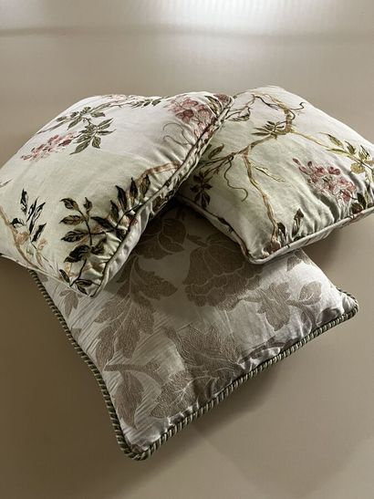 Colefax & Fowler, Alderney Stripe, white...