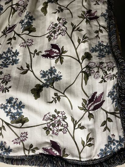Pair of white cotton curtains with flower-printed...