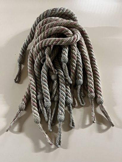 Set of two pairs of green-red passementerie...