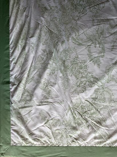 Pair of cotton curtains printed with green...