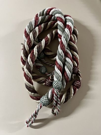 Two pairs of white-red and green-white-red...